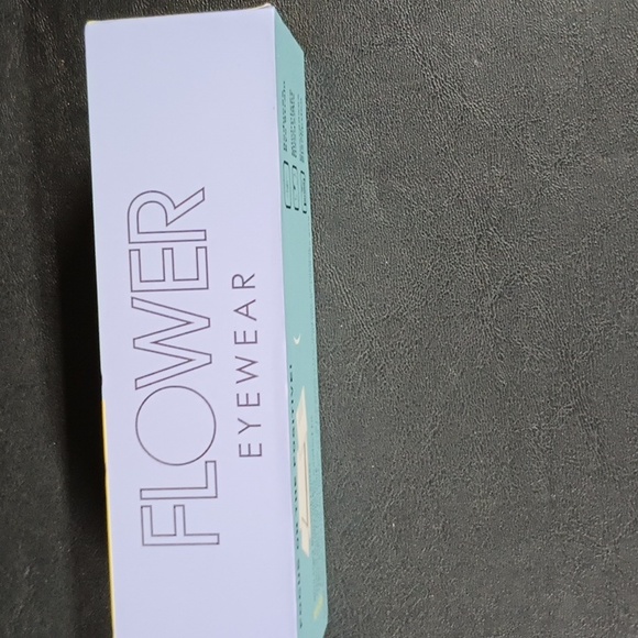 Flower Blue Light Blocking Glasses NWT - Picture 2 of 5